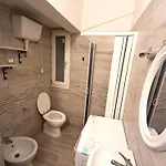 Apartment Center Regina Elena 49 King *